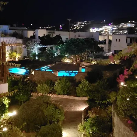 Pleiades Modern With Shared Pool In Ορνός